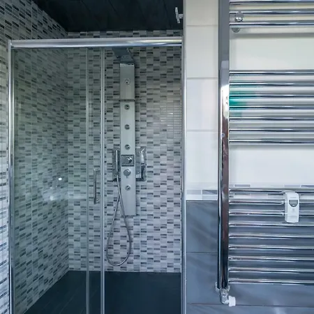 World Wide Bed - Prenestino Πανσιόν 4*